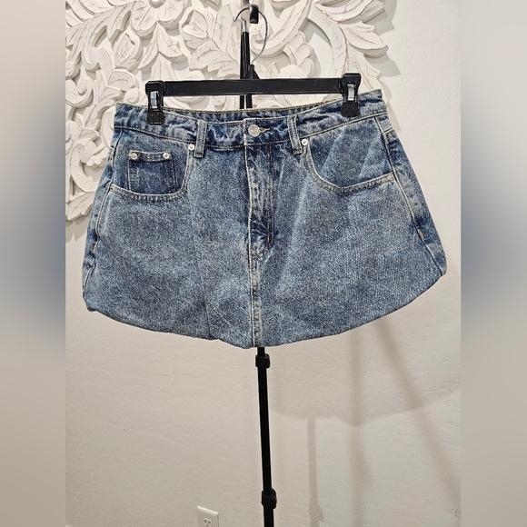 Steve Madden Women's Blue 100% Cotton Denim Mini Bubble Jean Skirt Sz 28 NWT - Picture 2 of 8